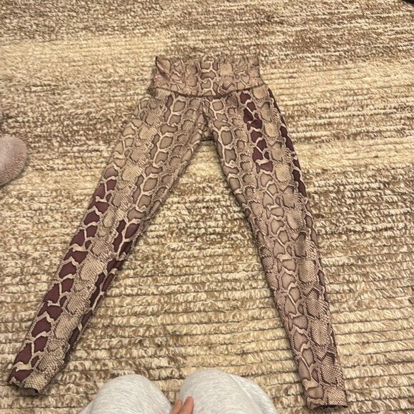 Onzie Brown and Tan Snakeskin Leggings - Picture 3 of 7